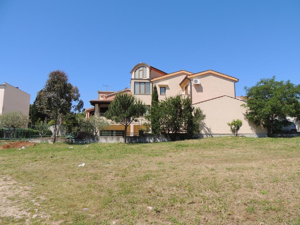 Stoja Apartment Pula Exterior foto